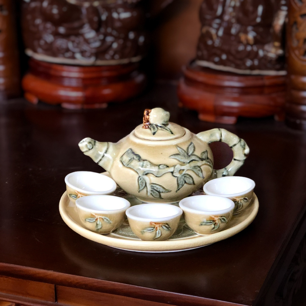 bộ ấm chén đồ thờ cúng màu vàng